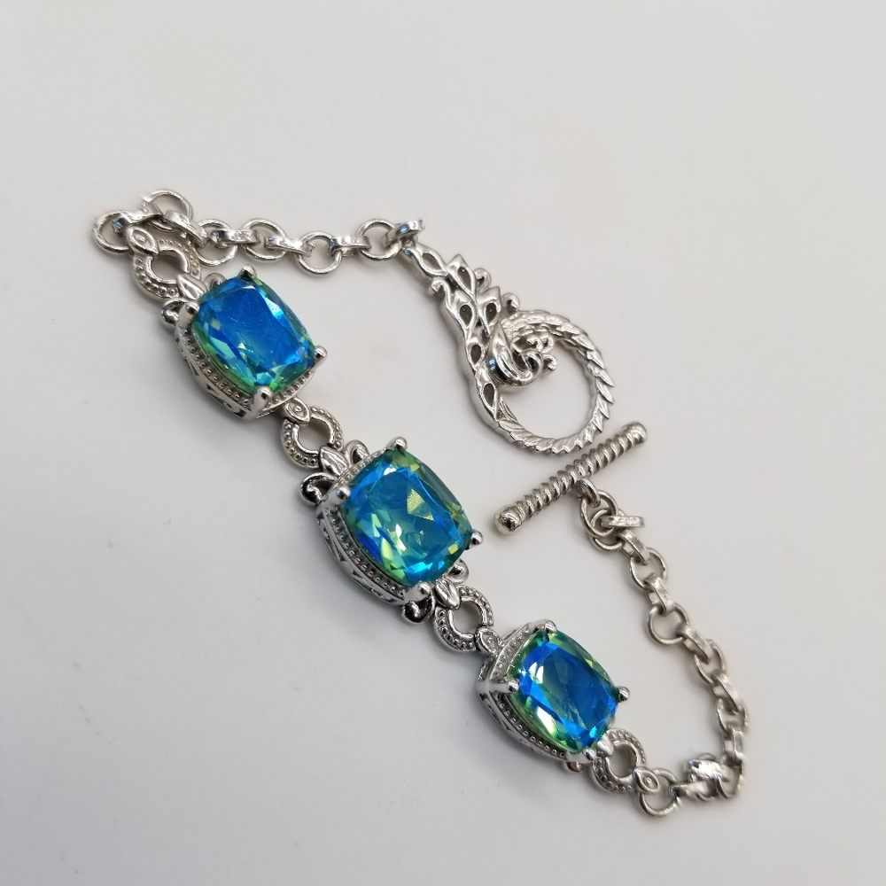 Peacock Quartz. Bracelet.
